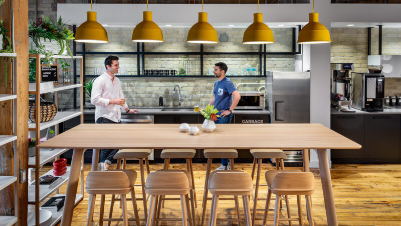 Sm 007 R Workplace1 King St East 4